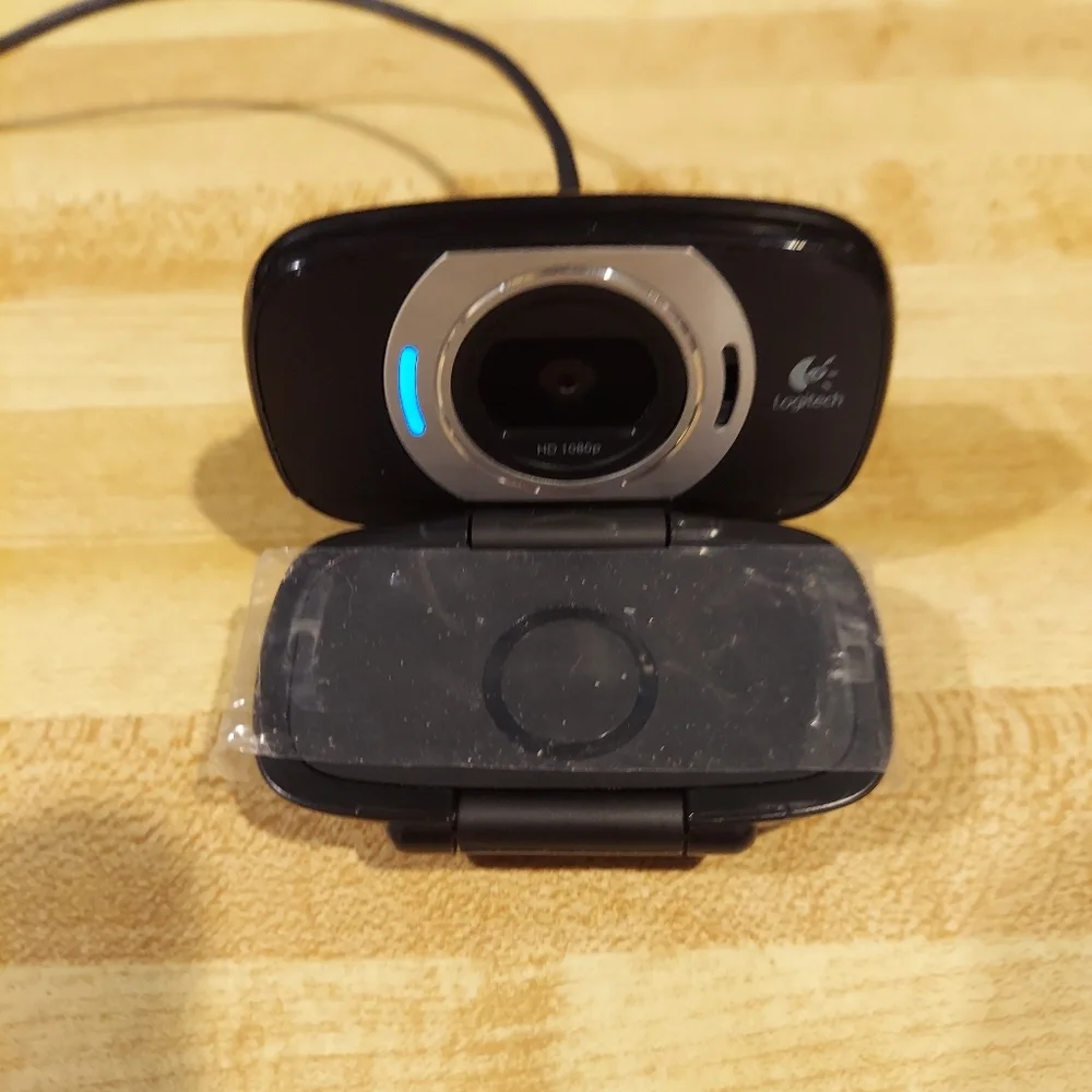 LOGITECH C615 HD 1080P PORTABLE WEB CAM SWIVELS 360° MICROPHONE FOLD & GO DESIGN